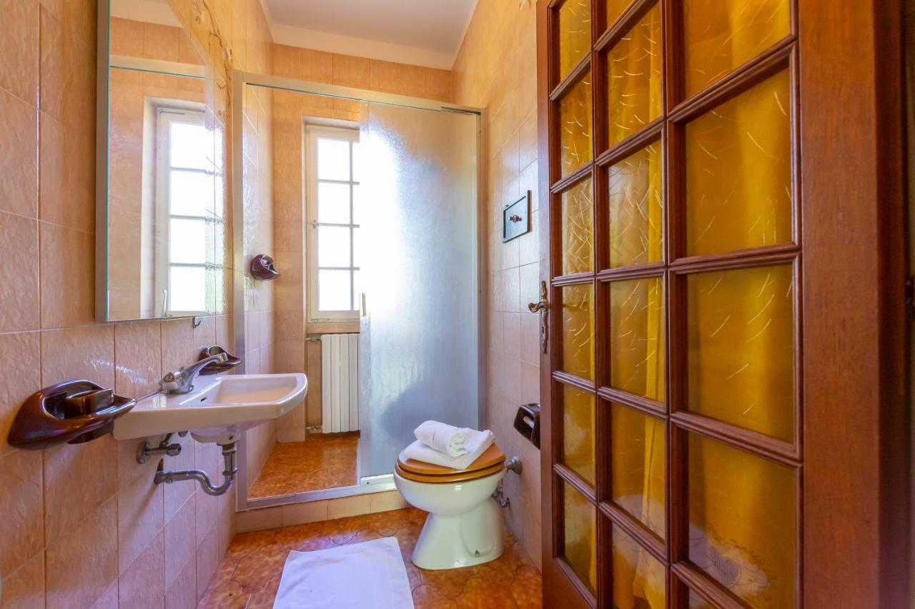 Villa Martine Au Bord Du Lac - Happy Rentals Cadrezzate Luaran gambar