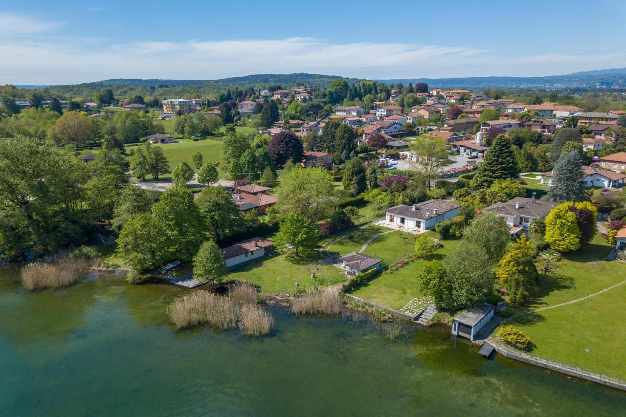 Villa Martine Au Bord Du Lac - Happy Rentals Cadrezzate Luaran gambar