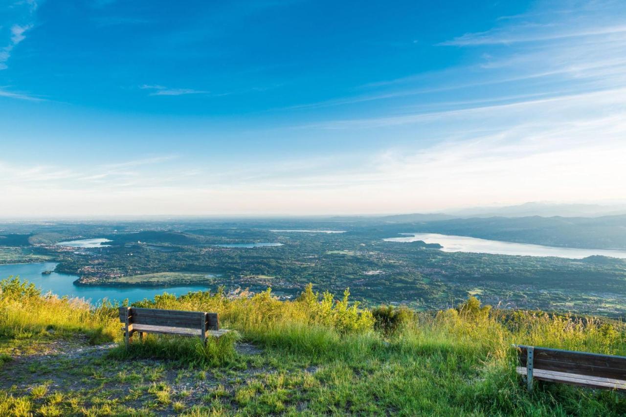 Villa Martine Au Bord Du Lac - Happy Rentals Cadrezzate Luaran gambar
